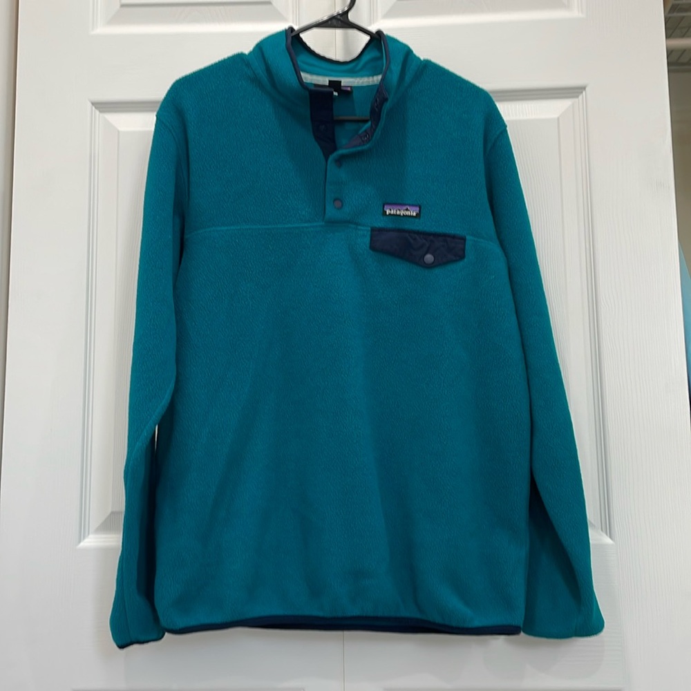 Women’s Patagonia Quarter Button Size Large - Good Used Condition